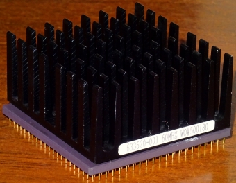 Intel Pentium 60MHz CPU (Goldcap with Heatsink) A80501-60 sSpec: SX948 Malay 1992